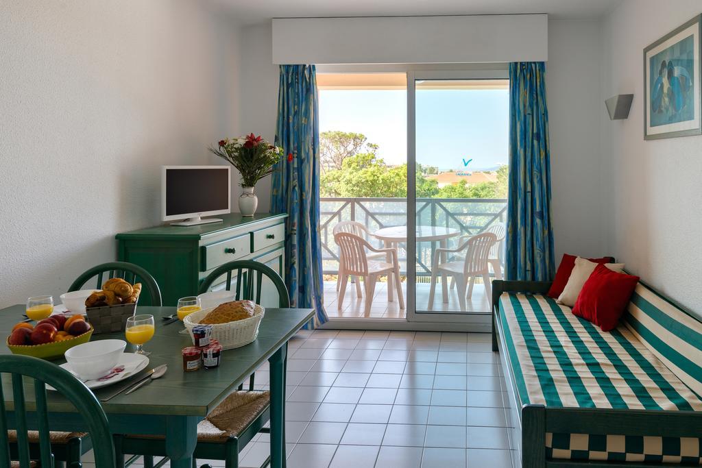 Lagrange Vacances Le Domaine Des Grands Pins Saint-Raphael  Room photo